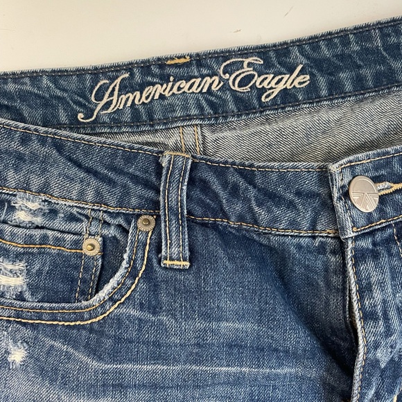 American Eagle mid-rise jean shorts - Picture 4 of 5